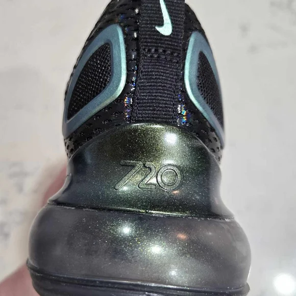 Nike Air Max 720 Women’s SZ.6/SZ.4.5Y And SZ.8/SZ.6.5Y Throwback Future GS  New - Picture 14 of 16
